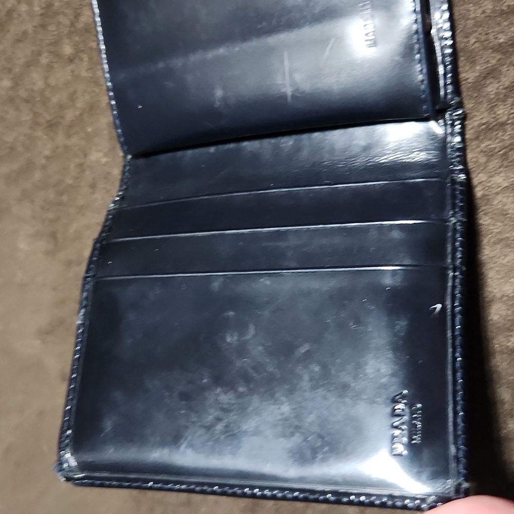 Black Patent Prada Wallet - Picture 5 of 9